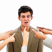 Nguyên Nhân Chủ Yếu Khiến Chúng Ta Tu Hành Không Thành Tựu Là Hay Nhìn Thấy Lỗi Người